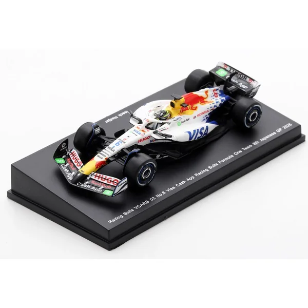 1/64 VOITURE RACING BULLS VCARB 02 F1 TEAM N6 8EME GP JAPON 2025 ISACK HADJAR