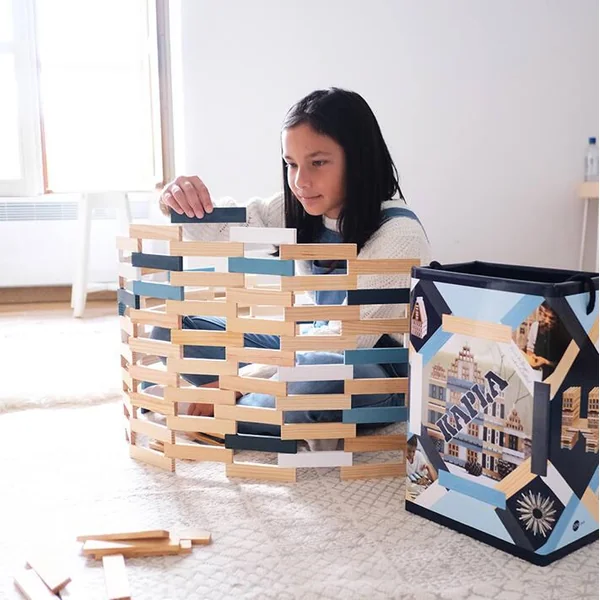 BARIL 200 PIECES HIVER - 140 PL NATURE + 120 PL COULEURS 60