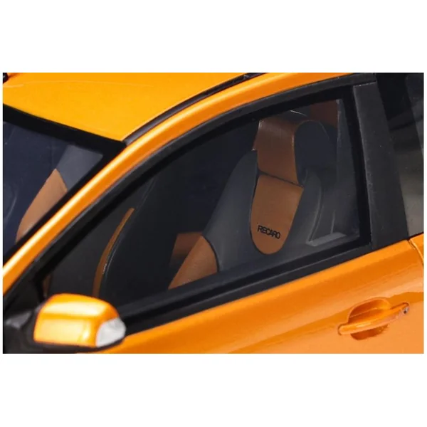 Ford Focus Mk2 St 2.5 Orange 2006 1/18 Ottomobile - OT961