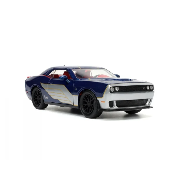 Jada Toys Dodge Challenger Srt Hellcat 2015 W/ Figure 1/24 - 32186