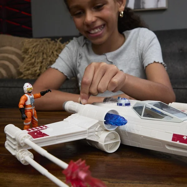 STAR WARS EPIC WORLD OF ACTION LUKE SKYWALKER AVEC FORCE STRIKE X-WING